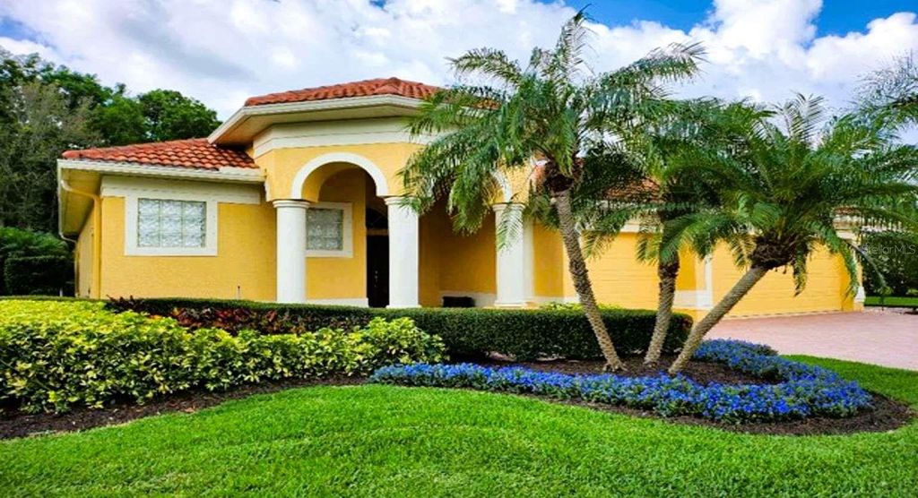 Photo of 9008 Willowbrook Circle, Bradenton, FL 34212 (MLS # TB8408303)