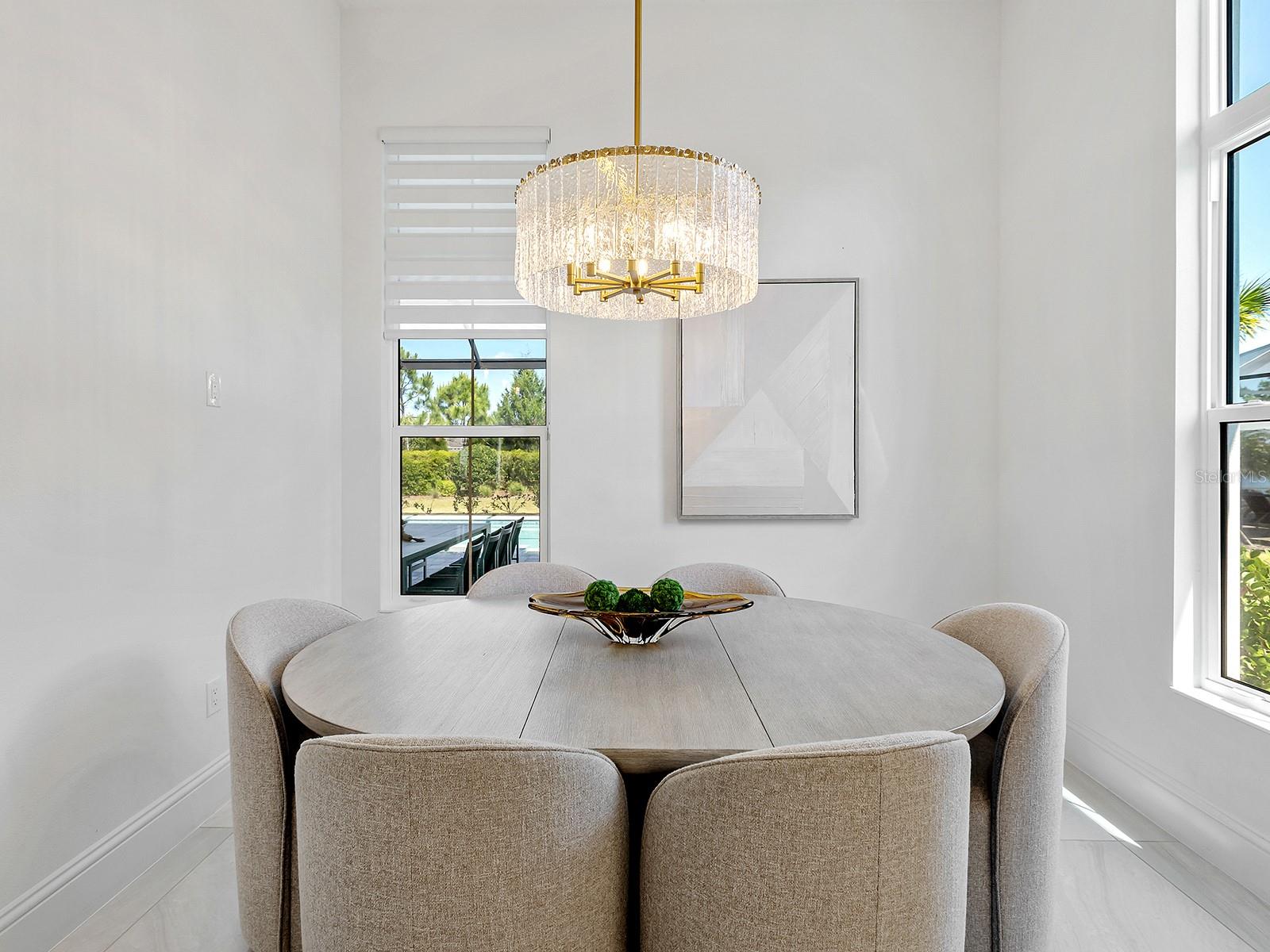 LAKE CLUB - Residential