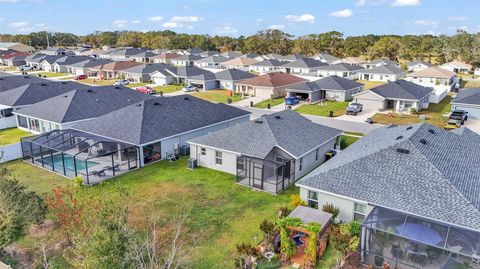 A home in LAKELAND