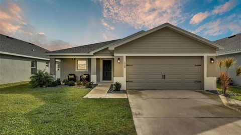 A home in LAKELAND