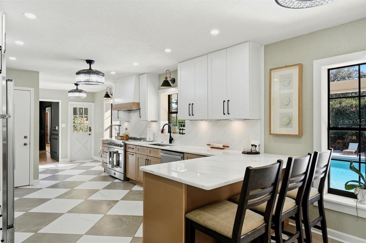 CLUBHOUSE ROAD - Residential