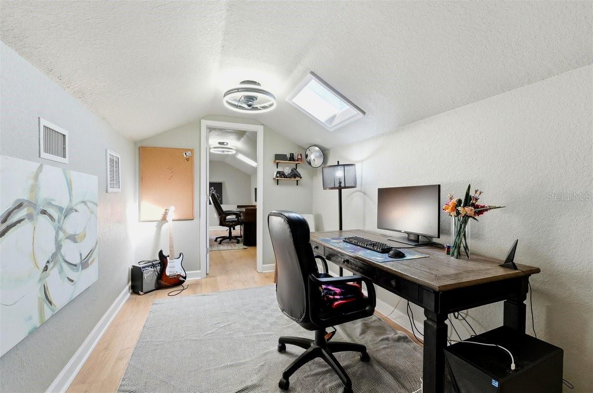 CLUBHOUSE ROAD - Residential