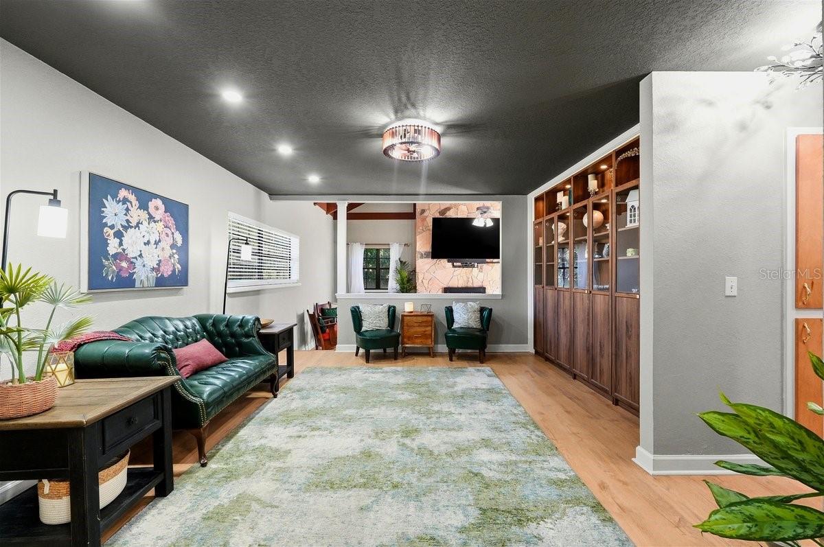 CLUBHOUSE ROAD - Residential