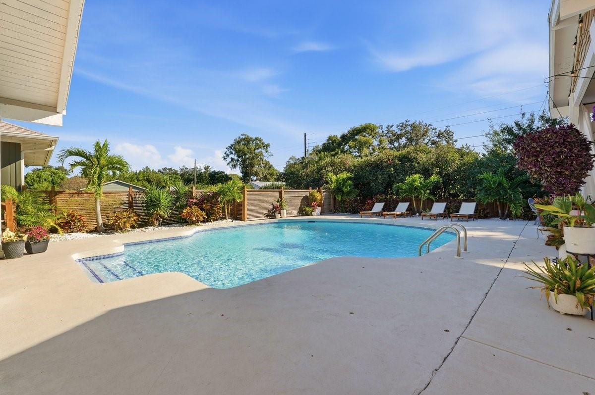 CLUBHOUSE ROAD - Residential