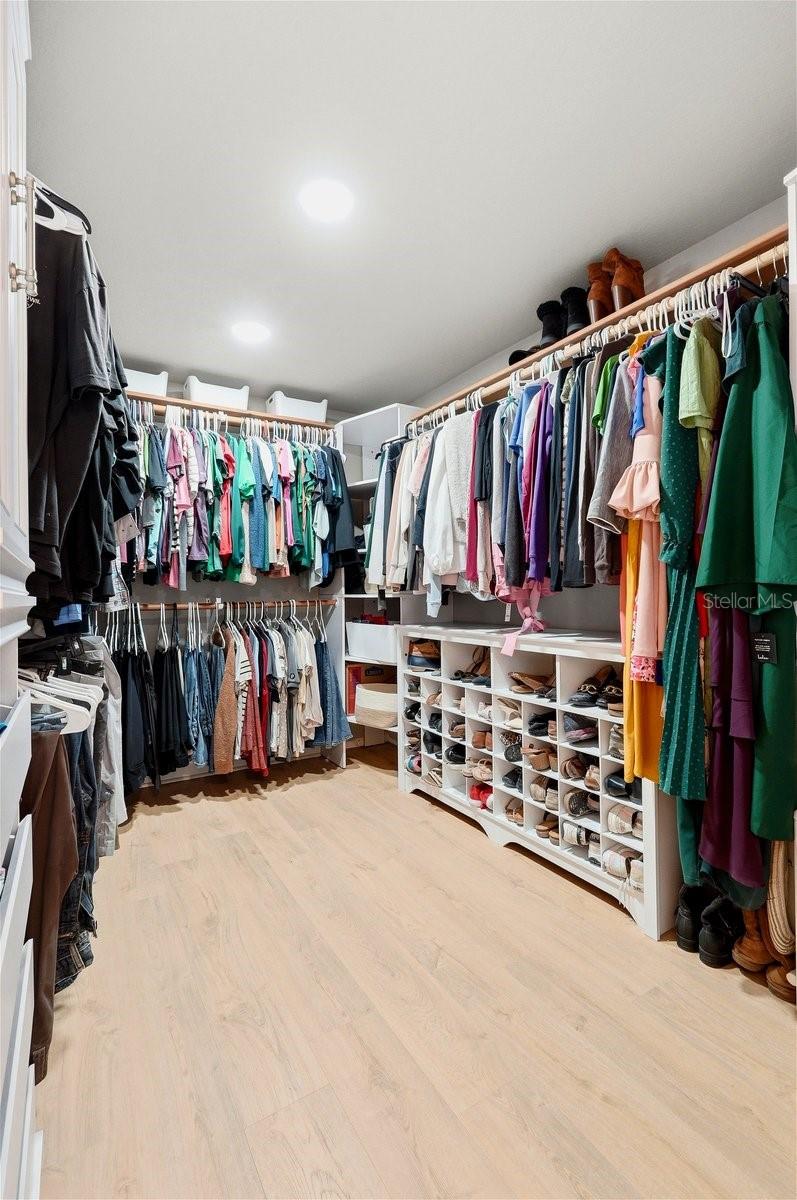 CLUBHOUSE ROAD - Residential