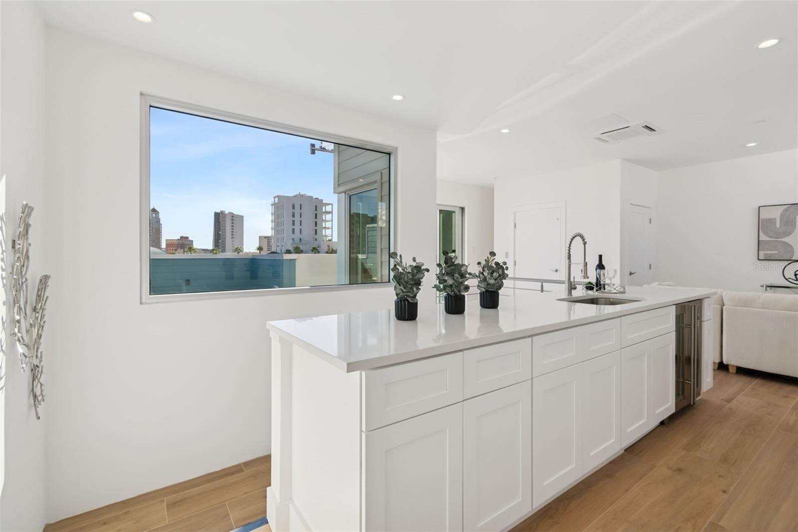 VISTA URBANA - Residential