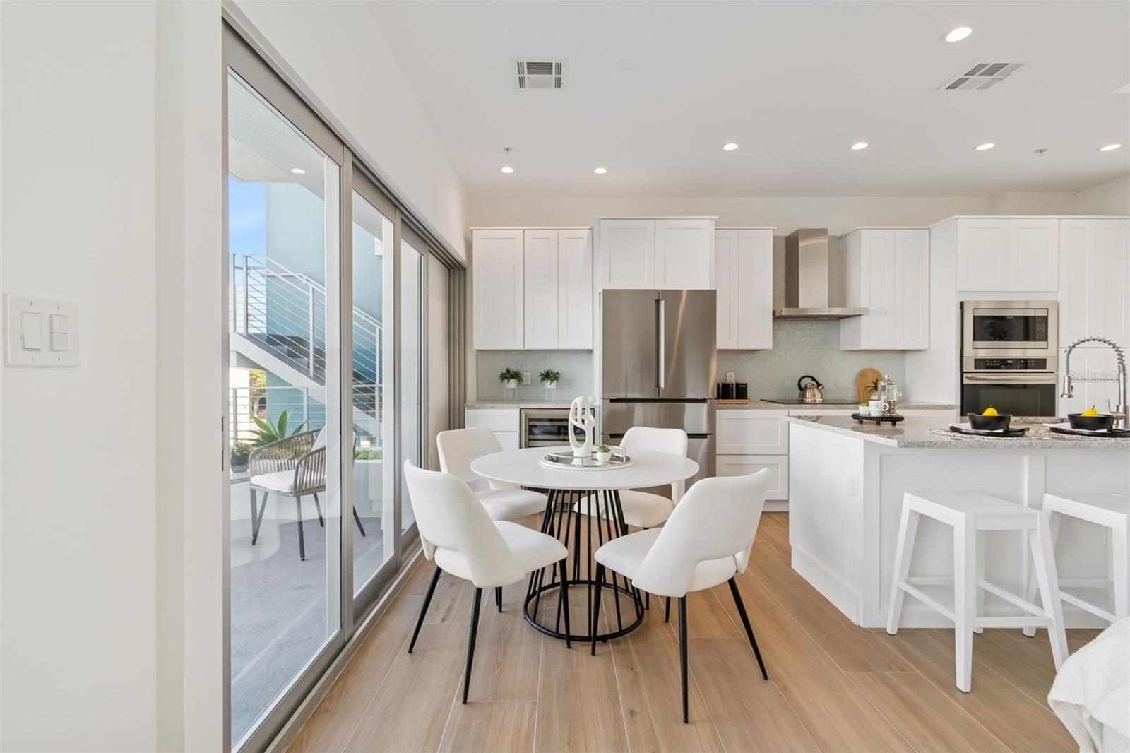 VISTA URBANA - Residential