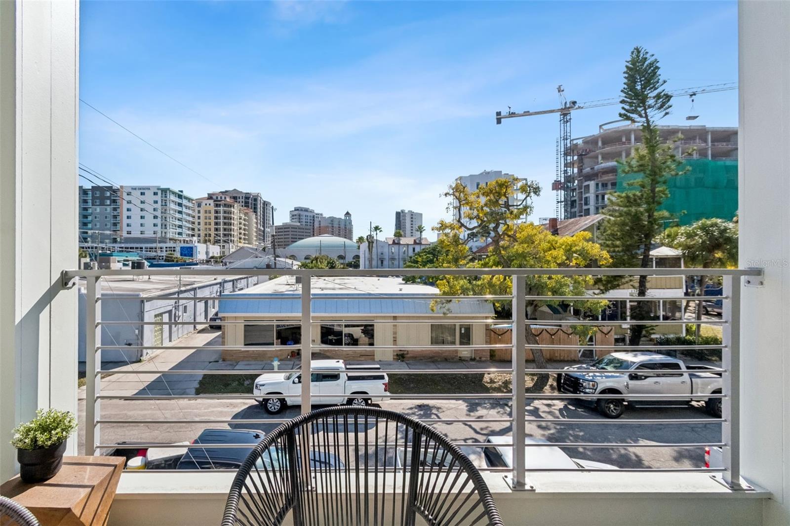 VISTA URBANA - Residential