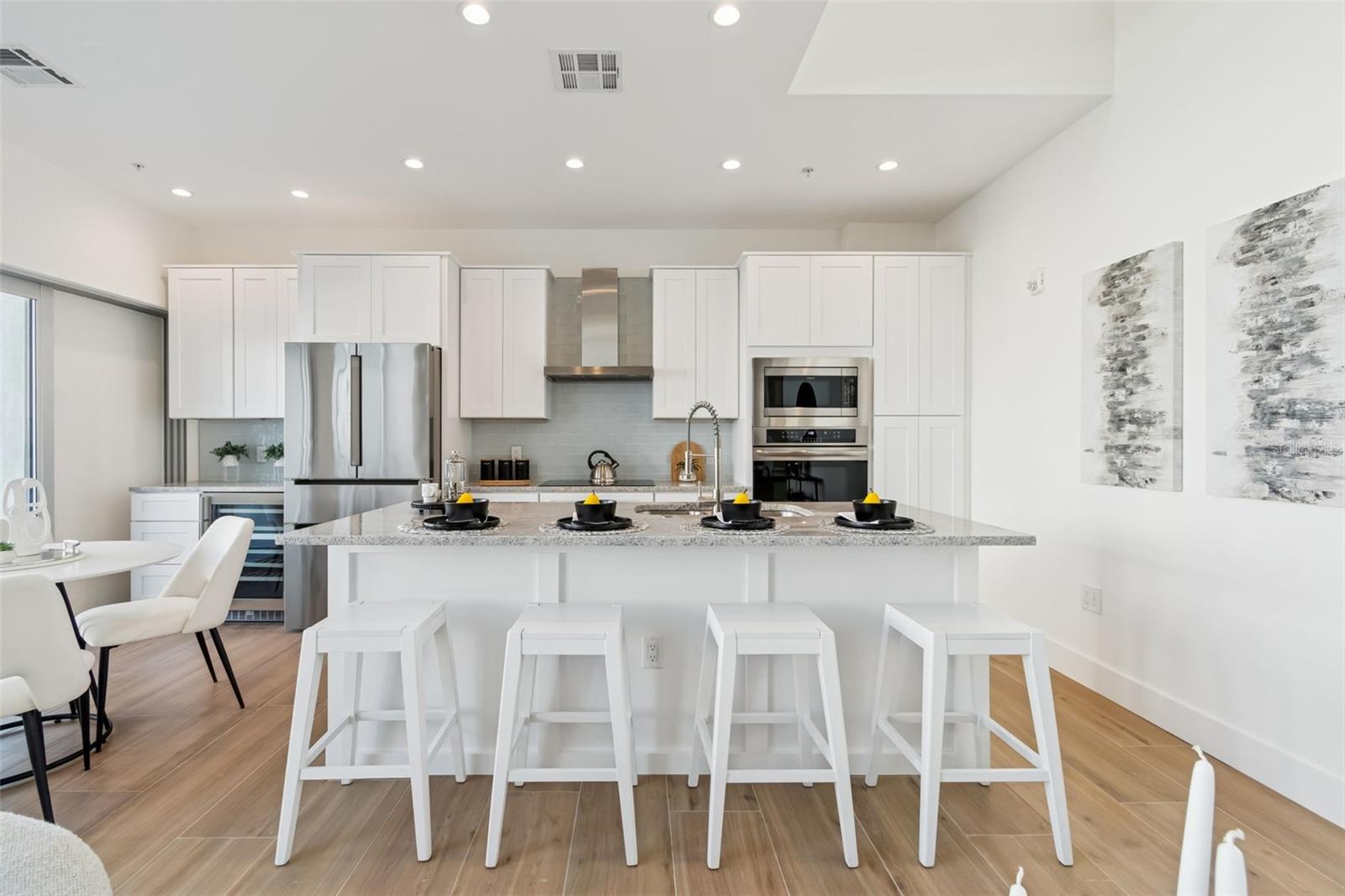 VISTA URBANA - Residential