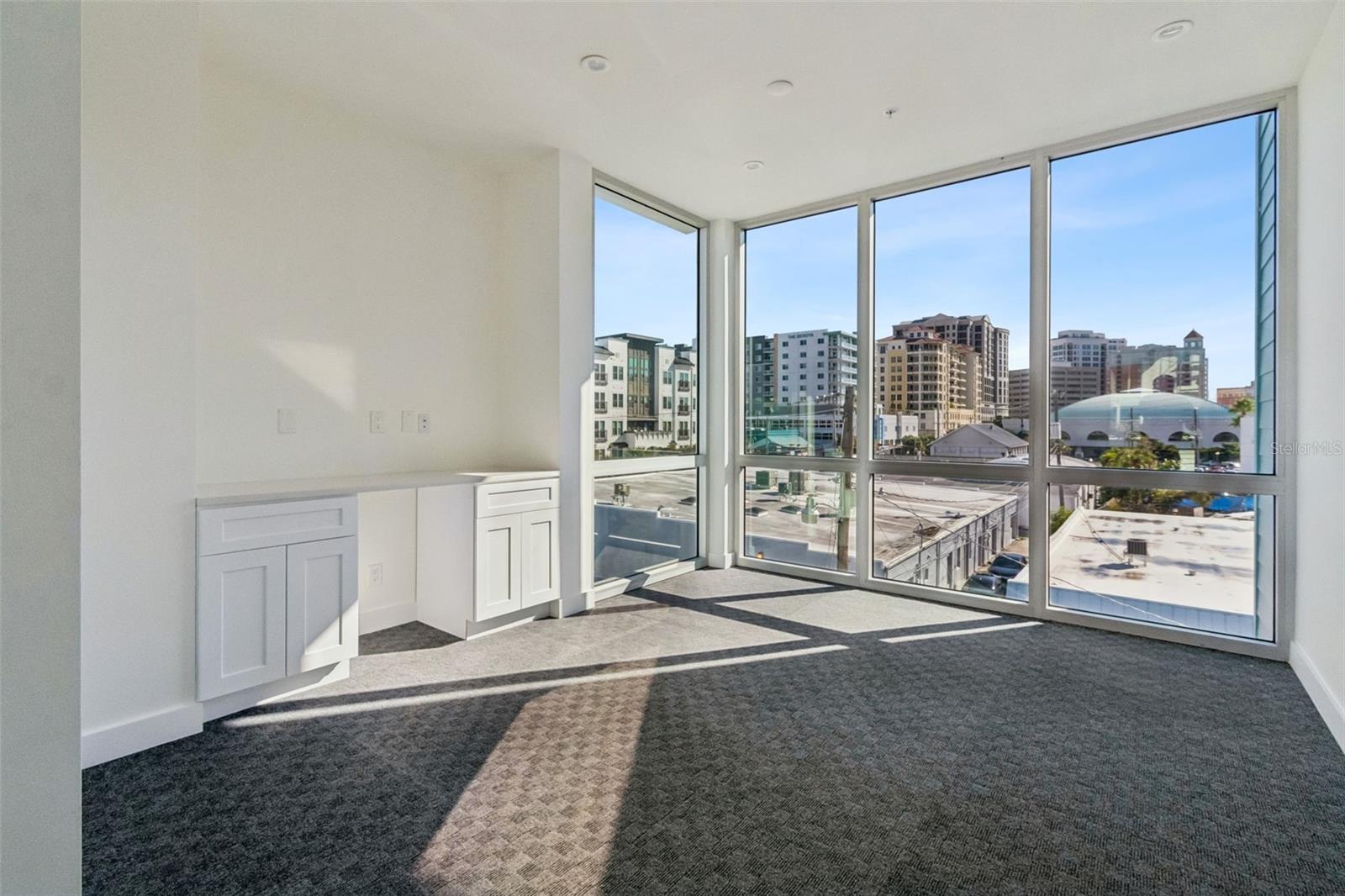 VISTA URBANA - Residential