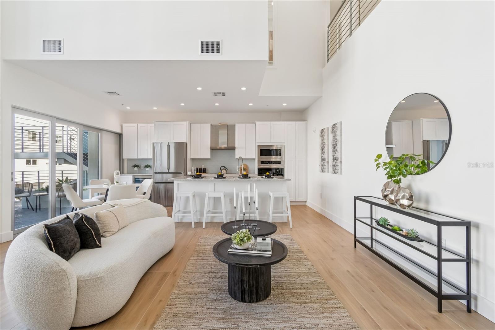 VISTA URBANA - Residential