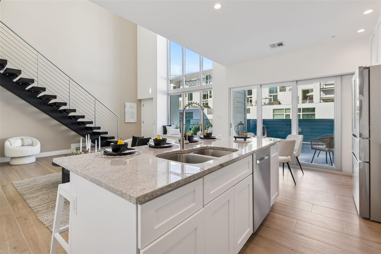 VISTA URBANA - Residential