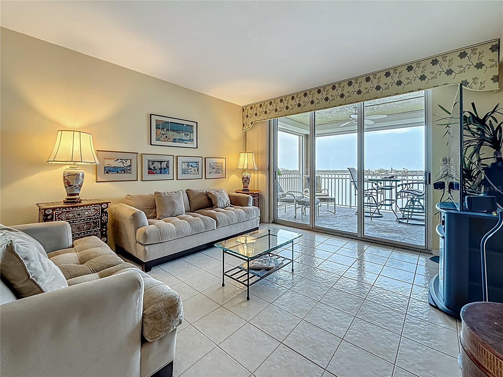MADEIRA COVE CONDO - Residential