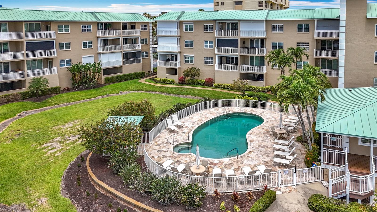 MADEIRA COVE CONDO - Residential