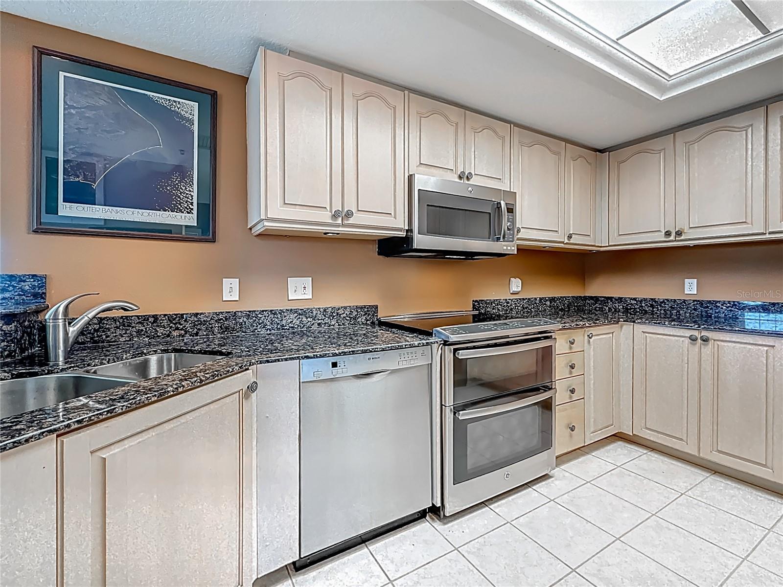MADEIRA COVE CONDO - Residential