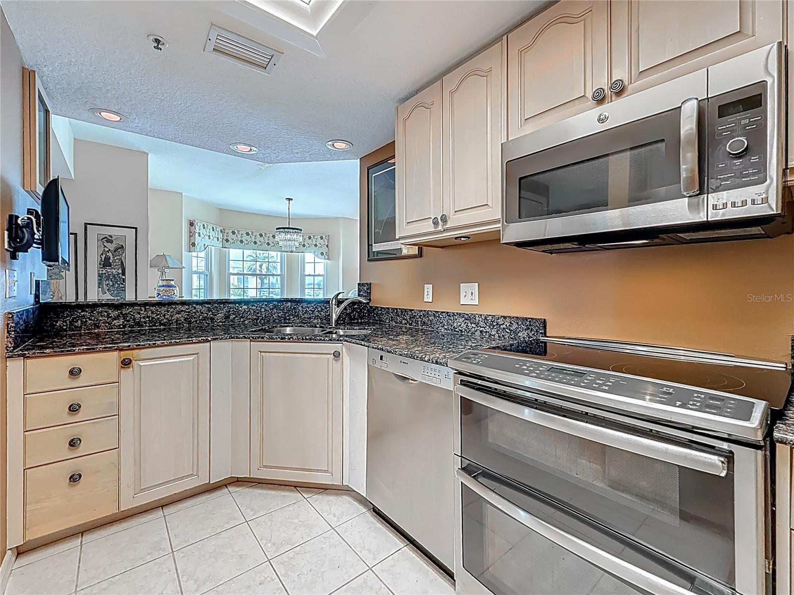 MADEIRA COVE CONDO - Residential