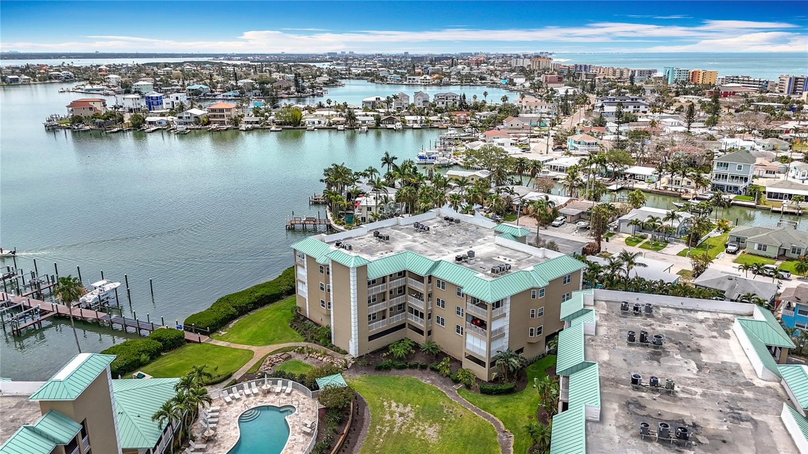 MADEIRA COVE CONDO - Residential