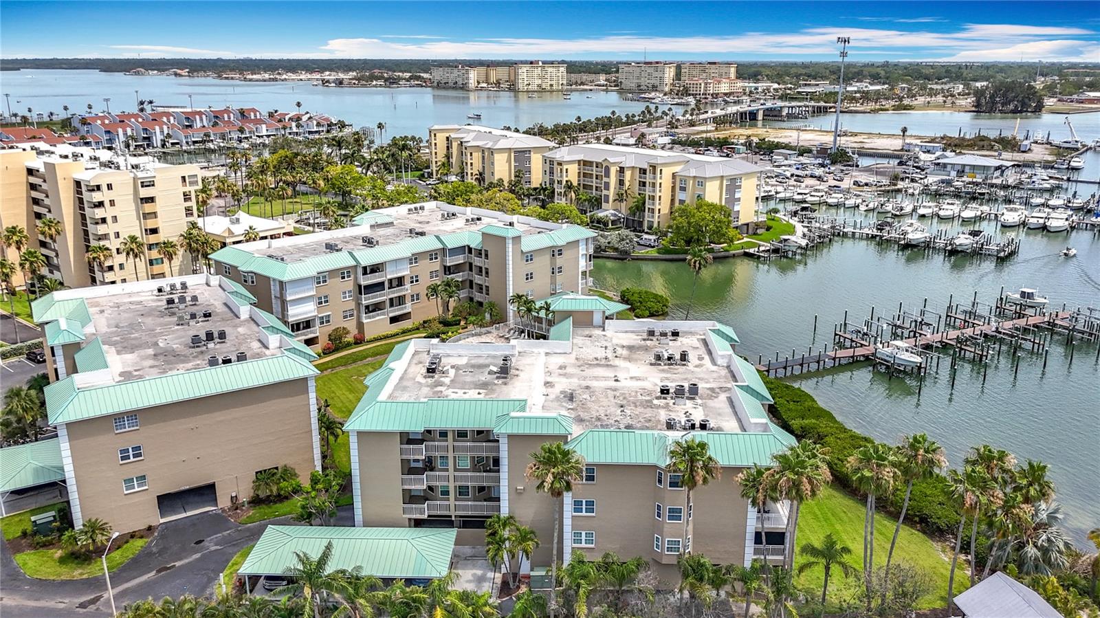 MADEIRA COVE CONDO - Residential