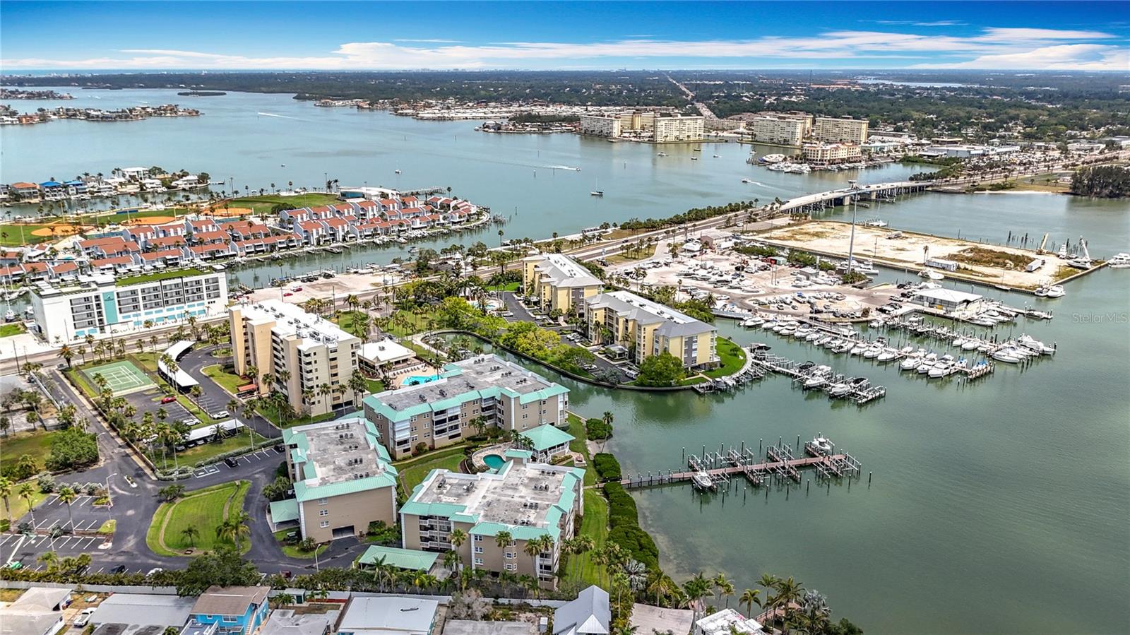 MADEIRA COVE CONDO - Residential