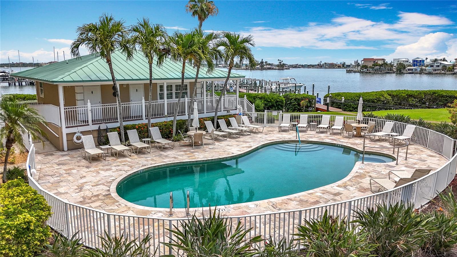 MADEIRA COVE CONDO - Residential