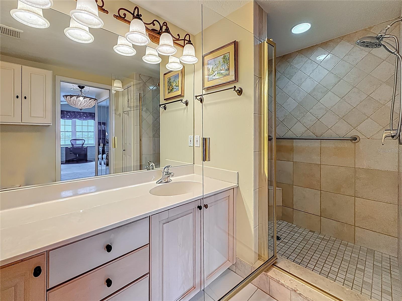 MADEIRA COVE CONDO - Residential