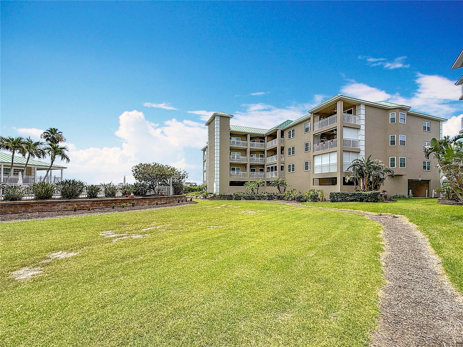 MADEIRA COVE CONDO - Residential