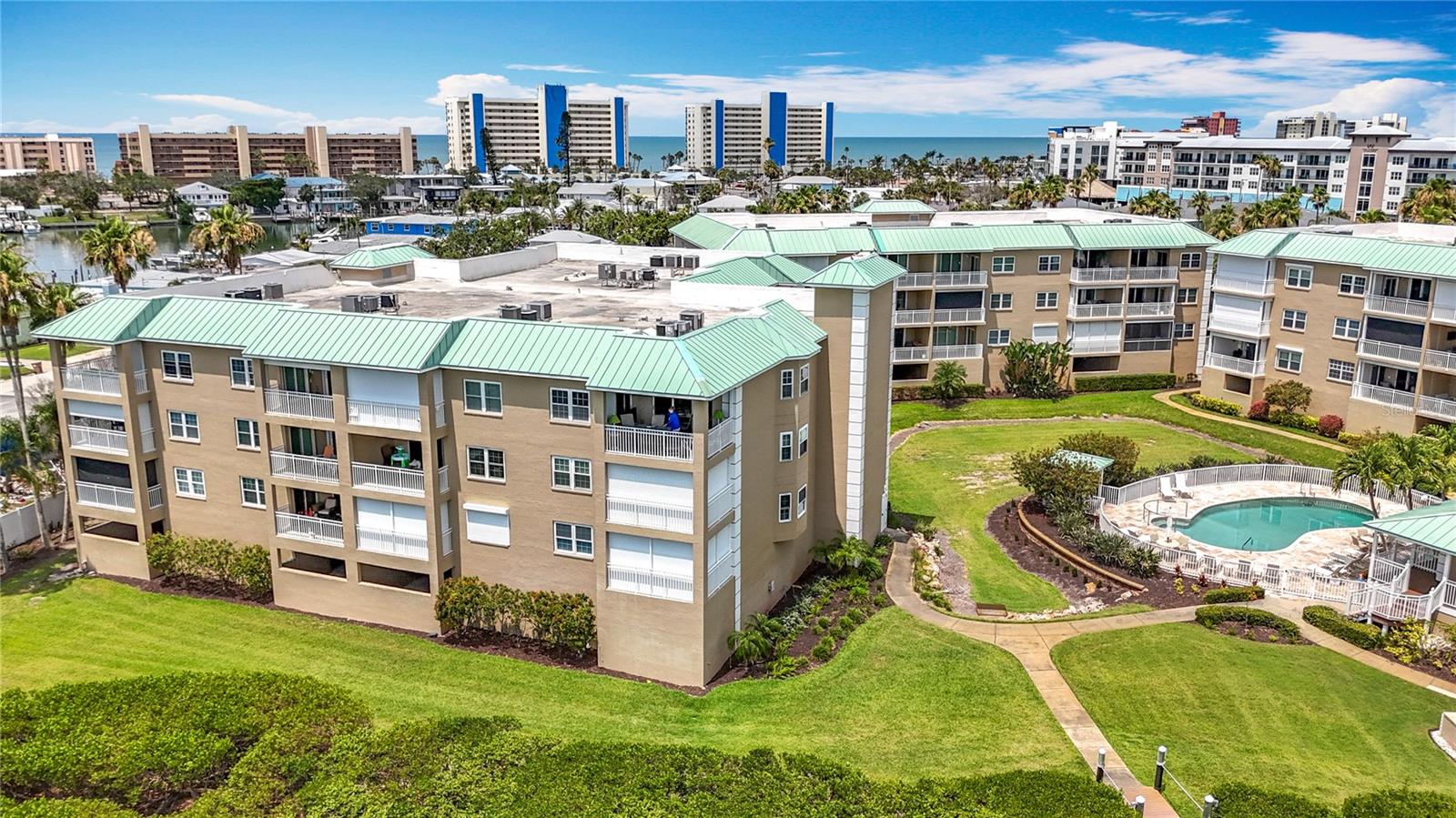 MADEIRA COVE CONDO - Residential
