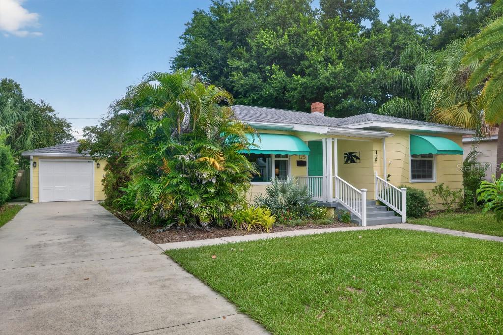 Photo of 125 22nd Avenue NE, St Petersburg, FL 33704 (MLS # TB8549848)