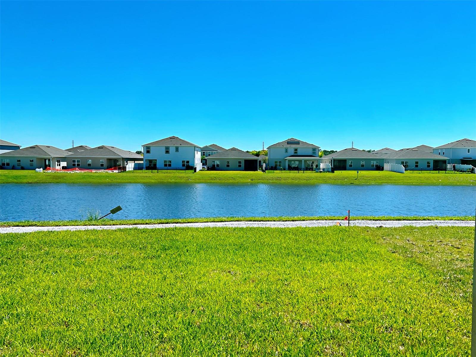 SIENA RESERVE PH 2C PB 30 PGS 160-163 LOT 240 - Residential Lease