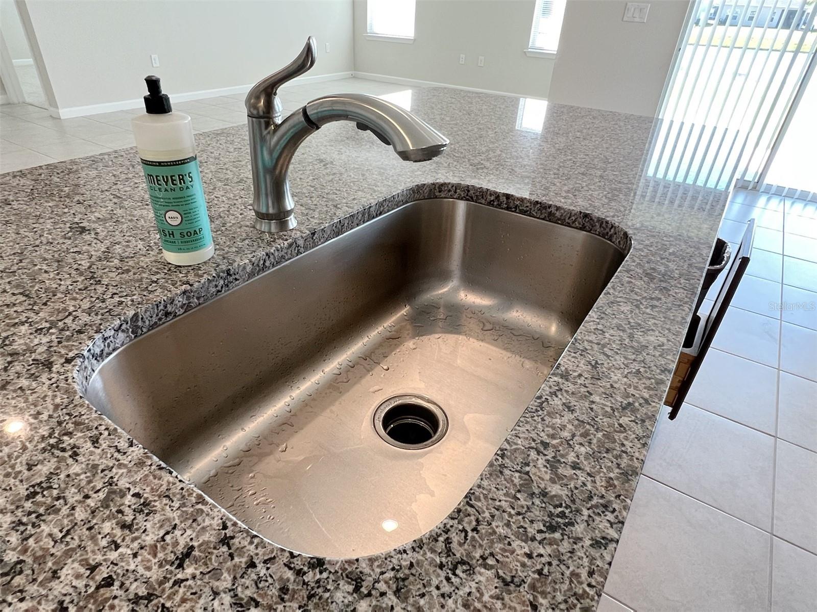 SIENA RESERVE PH 2C PB 30 PGS 160-163 LOT 240 - Residential Lease