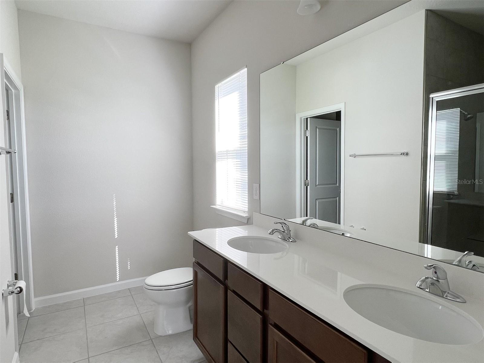 SIENA RESERVE PH 2C PB 30 PGS 160-163 LOT 240 - Residential Lease