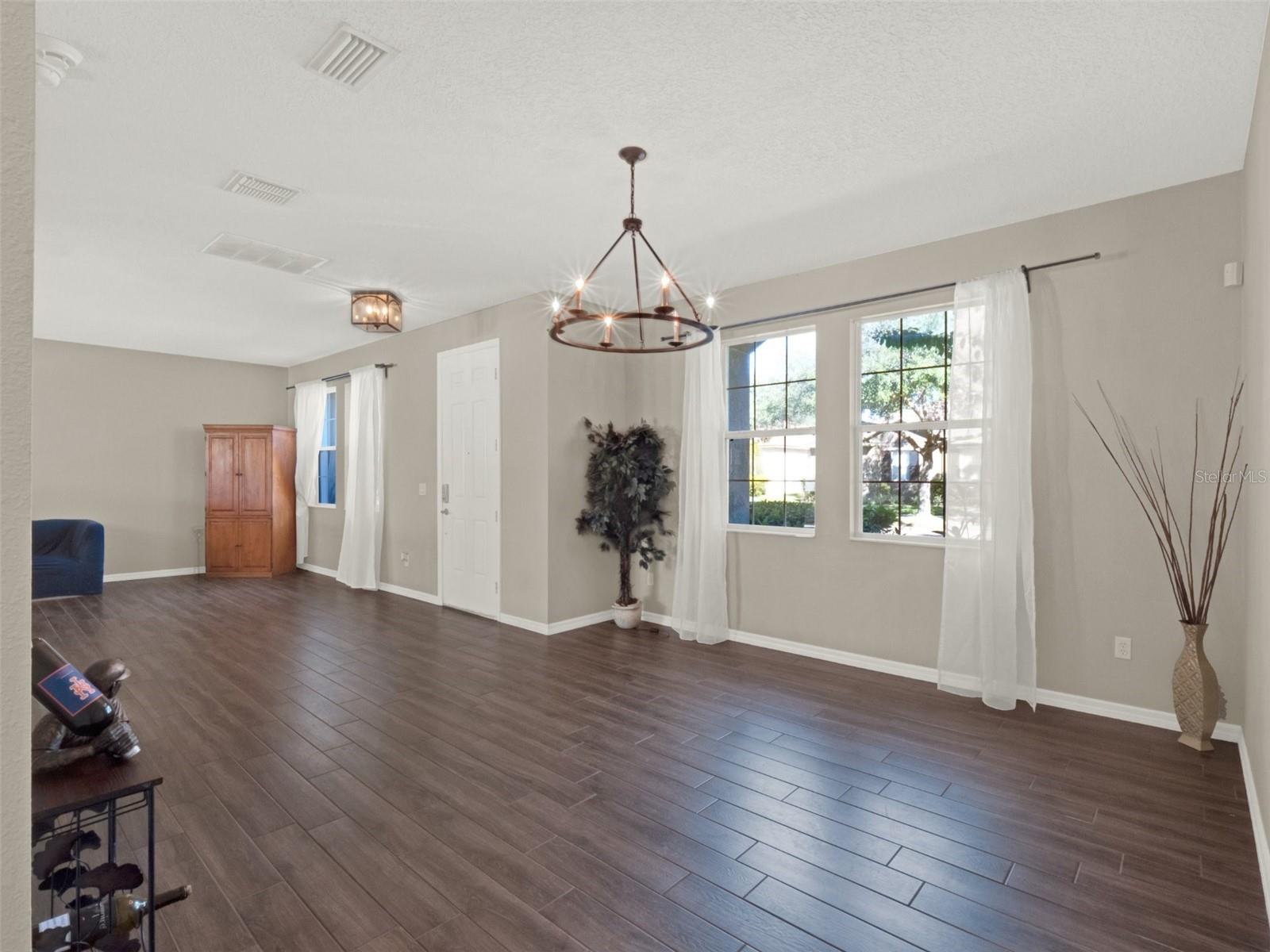 AVALON PARK VILLAGE 05 51 58 - Residential