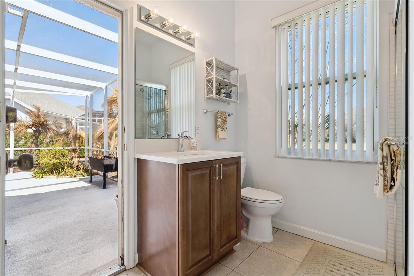 MOUNT DORA COUNTRY CLUB MOUNT DORA UNIT 02 - Residential