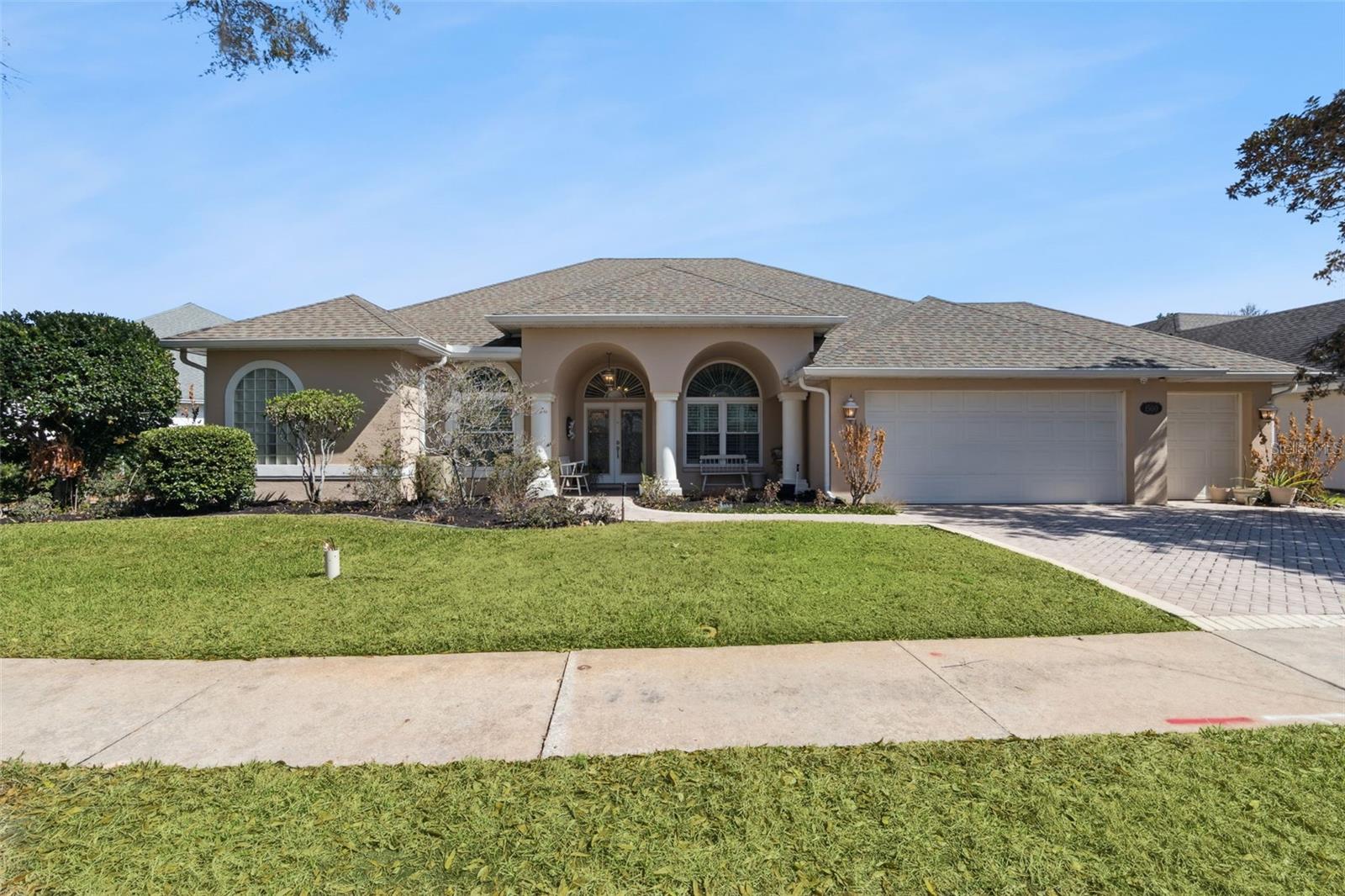 MOUNT DORA COUNTRY CLUB MOUNT DORA UNIT 02 - Residential