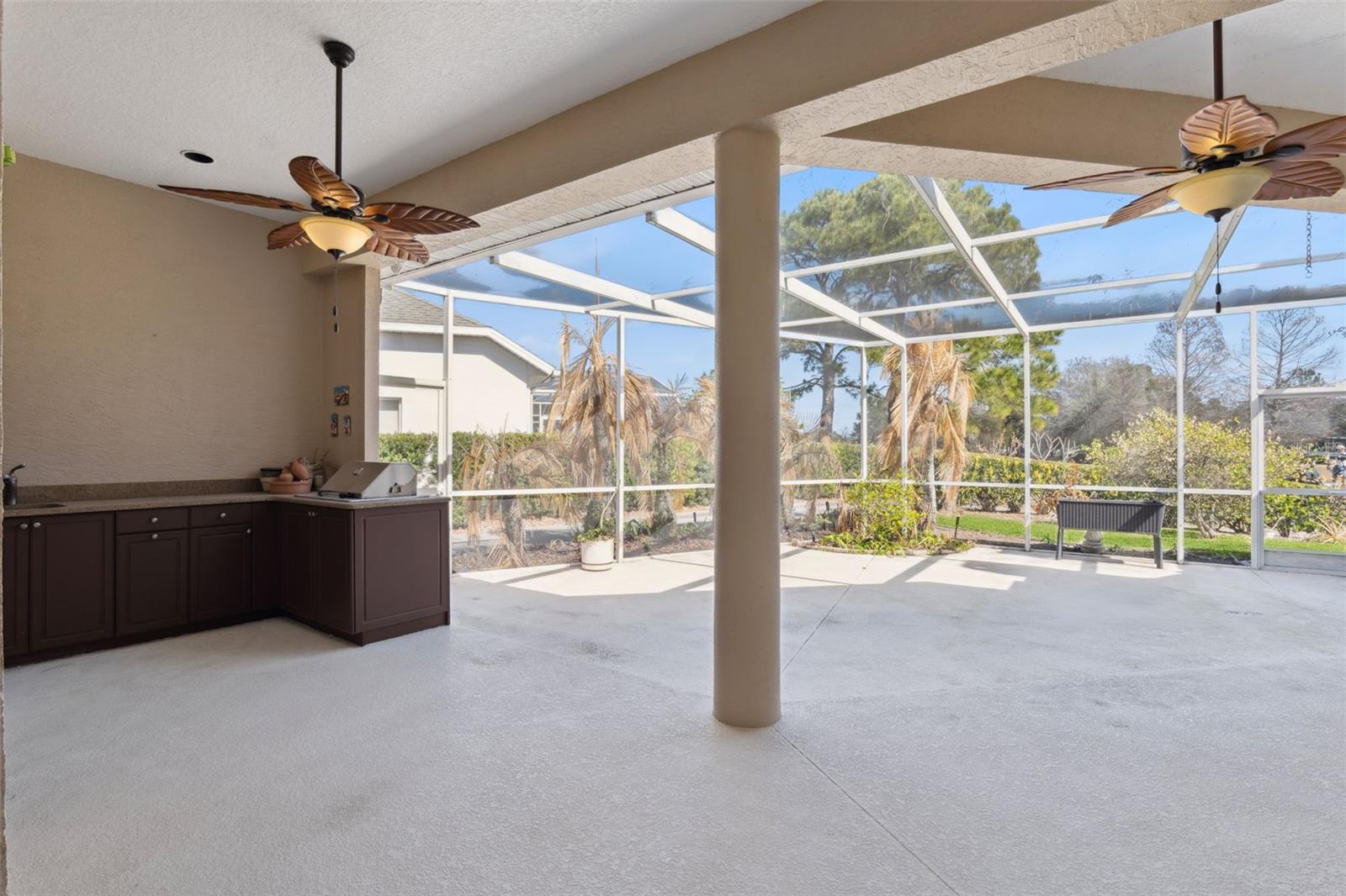 MOUNT DORA COUNTRY CLUB MOUNT DORA UNIT 02 - Residential