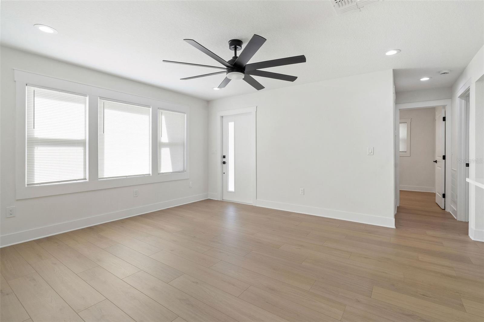 CASA LOMA SUB - Residential