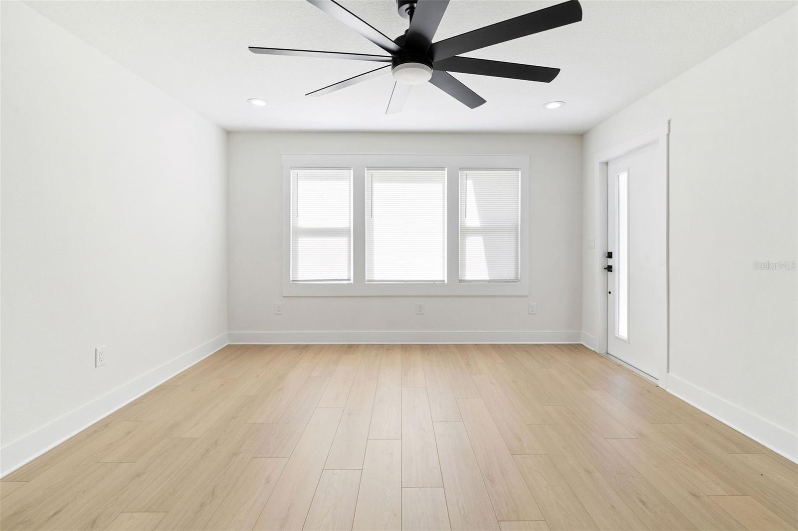 CASA LOMA SUB - Residential