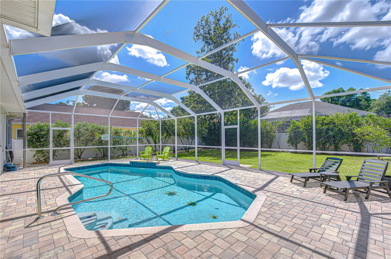 VALRICO FOREST - Residential