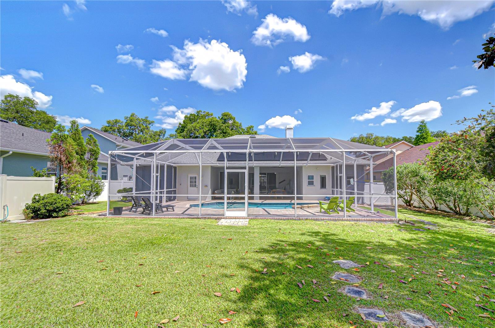 VALRICO FOREST - Residential
