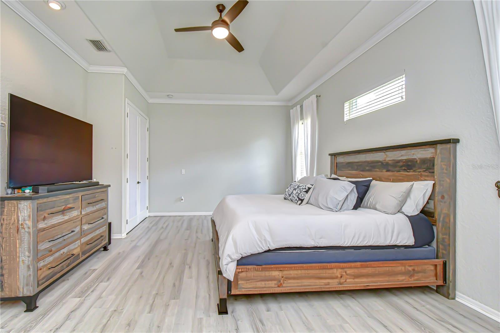 VALRICO FOREST - Residential