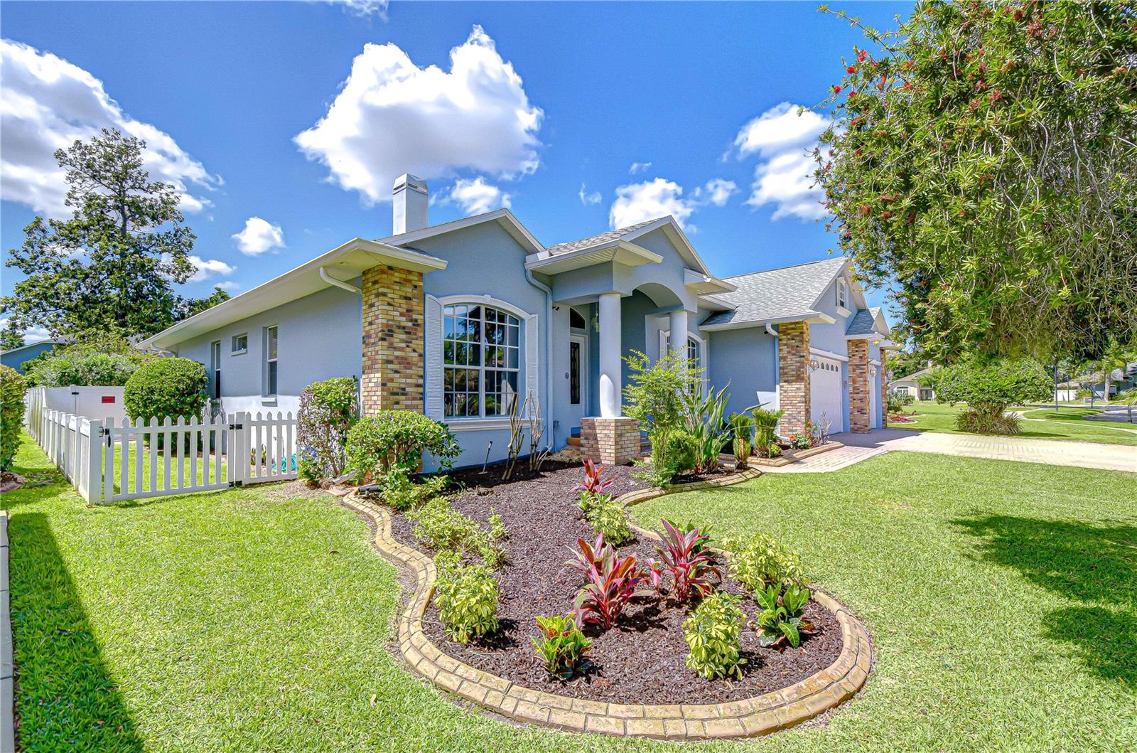 VALRICO FOREST - Residential
