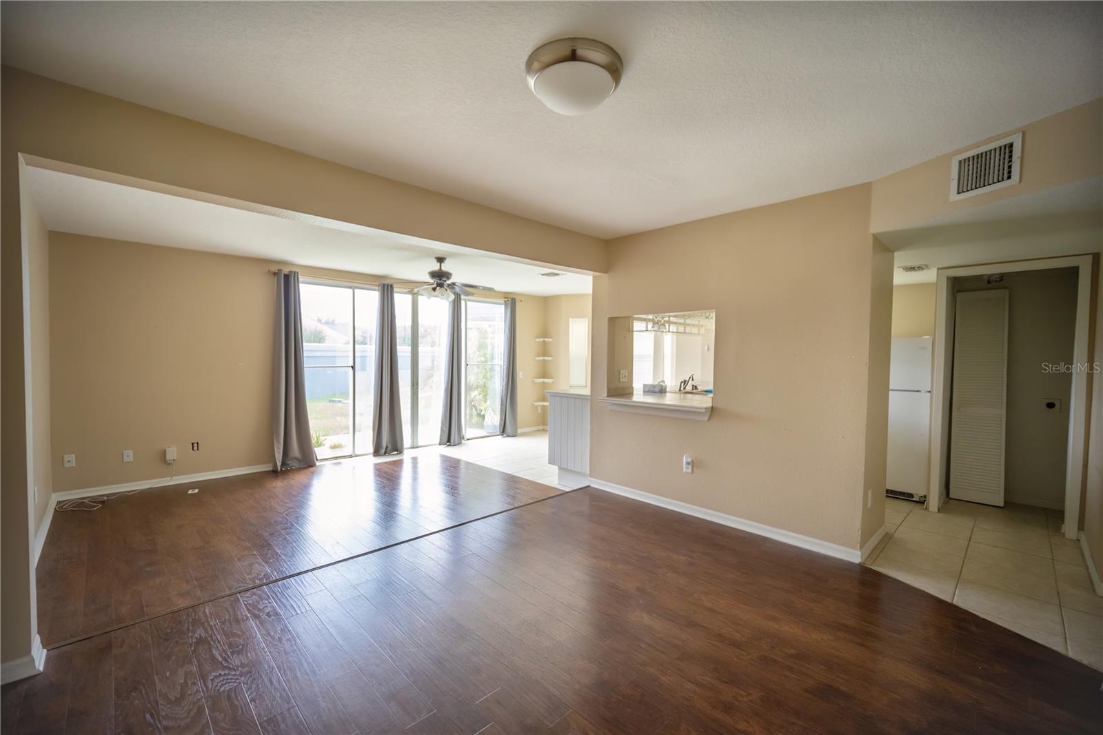 ISLAND CLUB WEST PH 02 - Residential