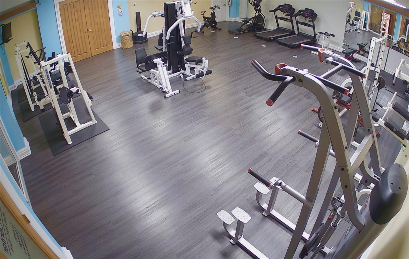 ISLAND CLUB WEST PH 02 - Residential