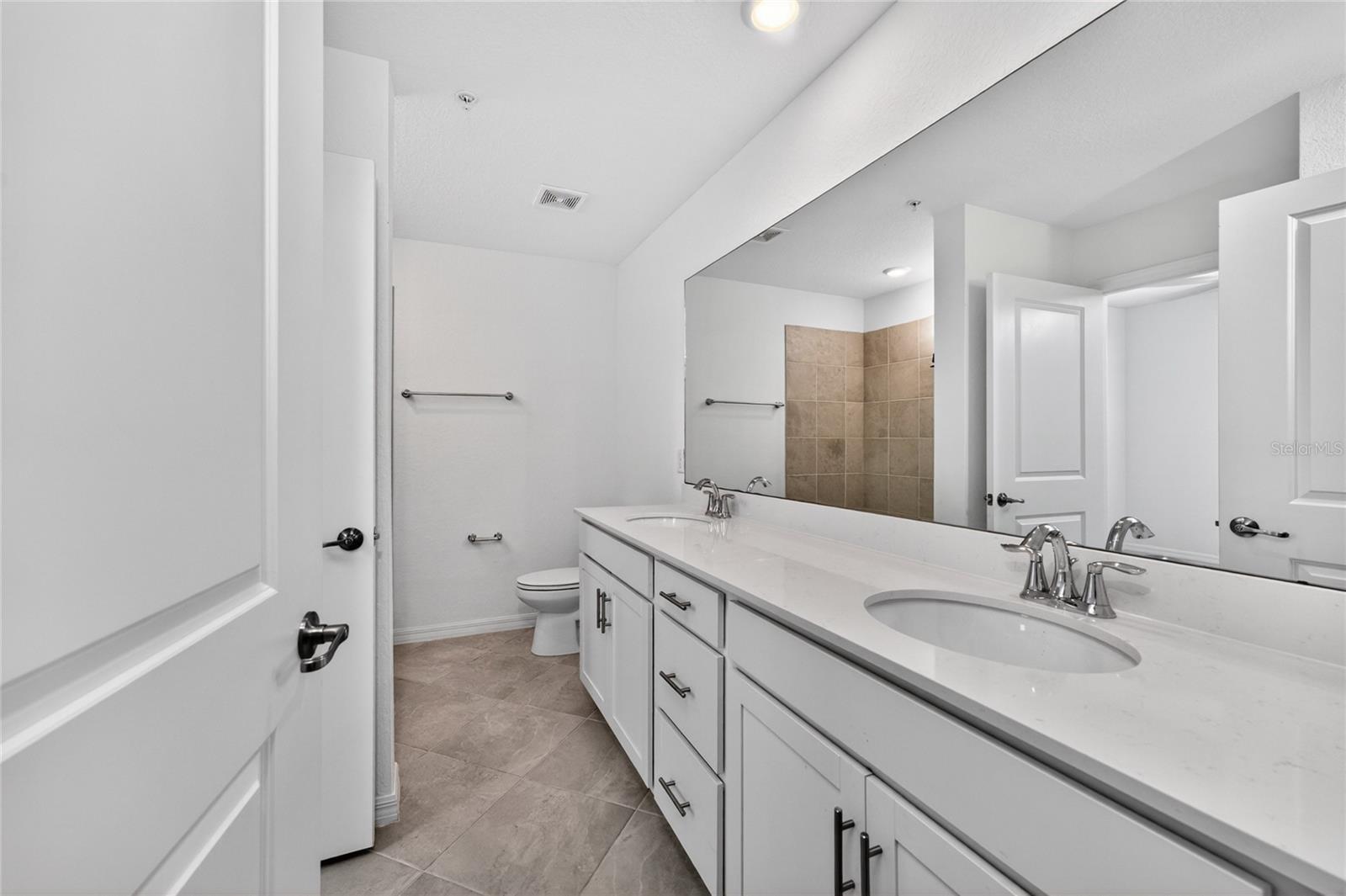 HERITAGE LANDING - Residential