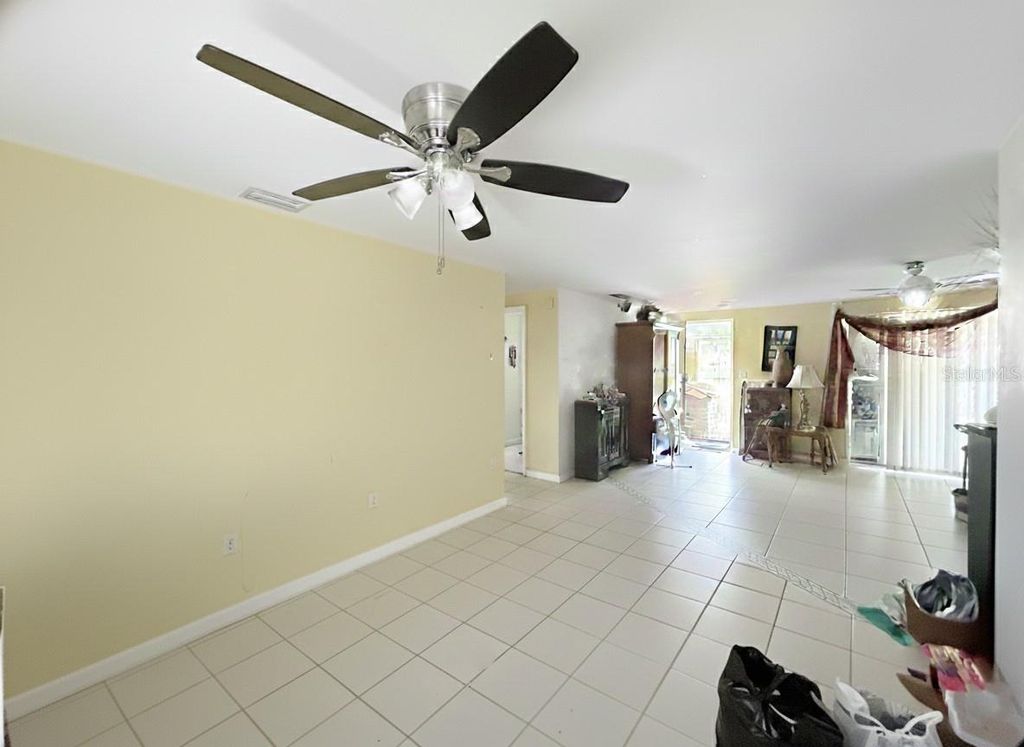 Photo of 122 Algiers Drive, Venice, FL 34293 (MLS # TB8470064)