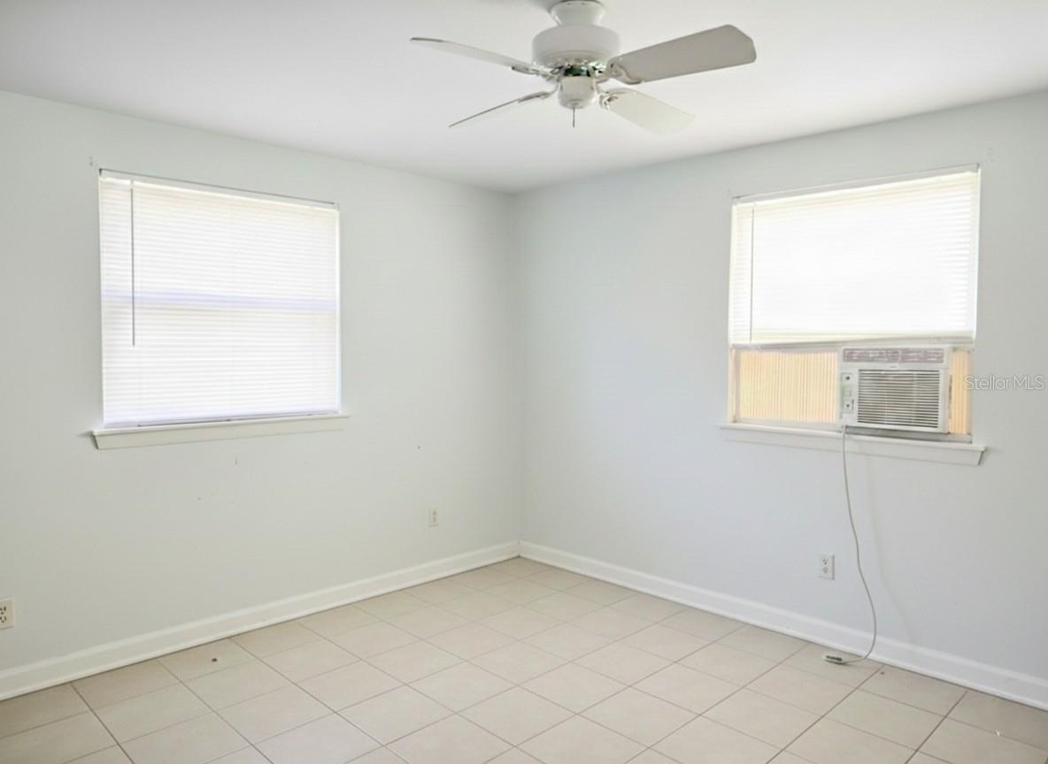 VENICE EAST SEC 1 - Residential