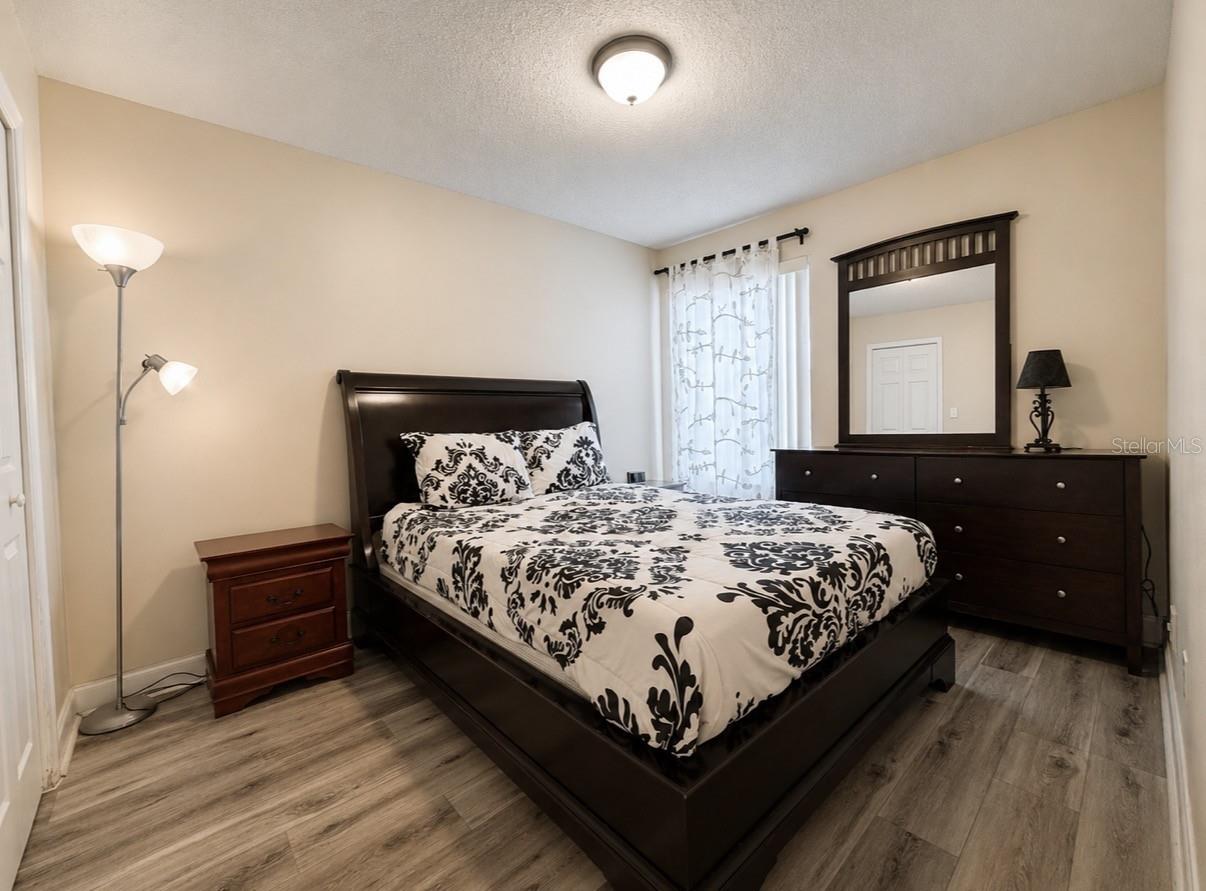 VILLAS AT SOMERSET THE - Residential