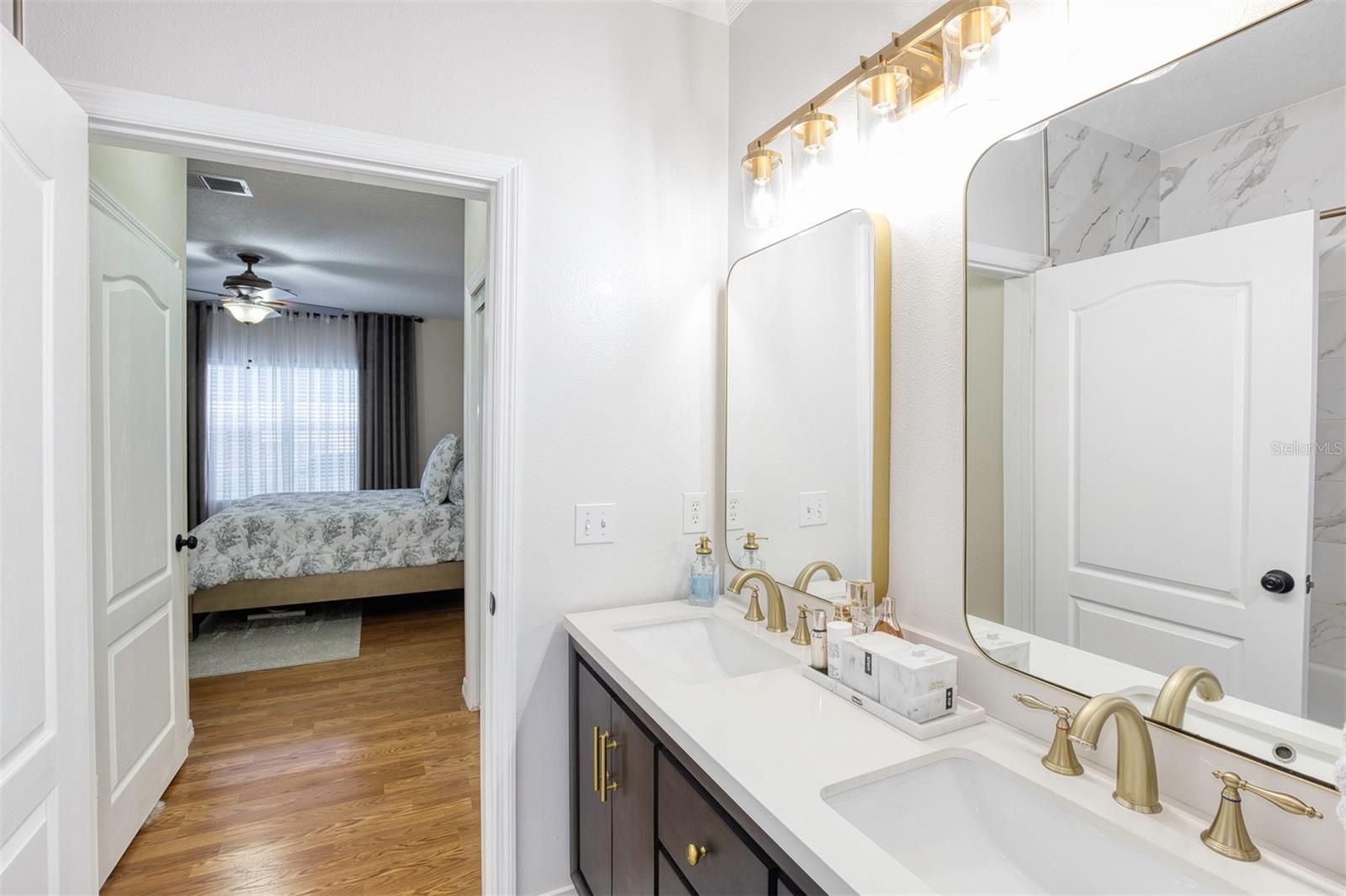 SUMMERGATE CONDO PH 01 5923/0662 - Residential Lease