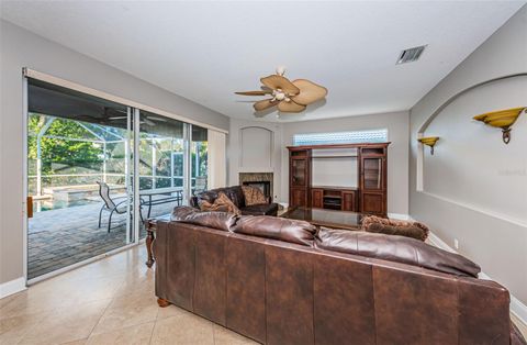 Single Family Residence in DUNEDIN FL 2278 HIGHLAND WOODS DRIVE 21.jpg