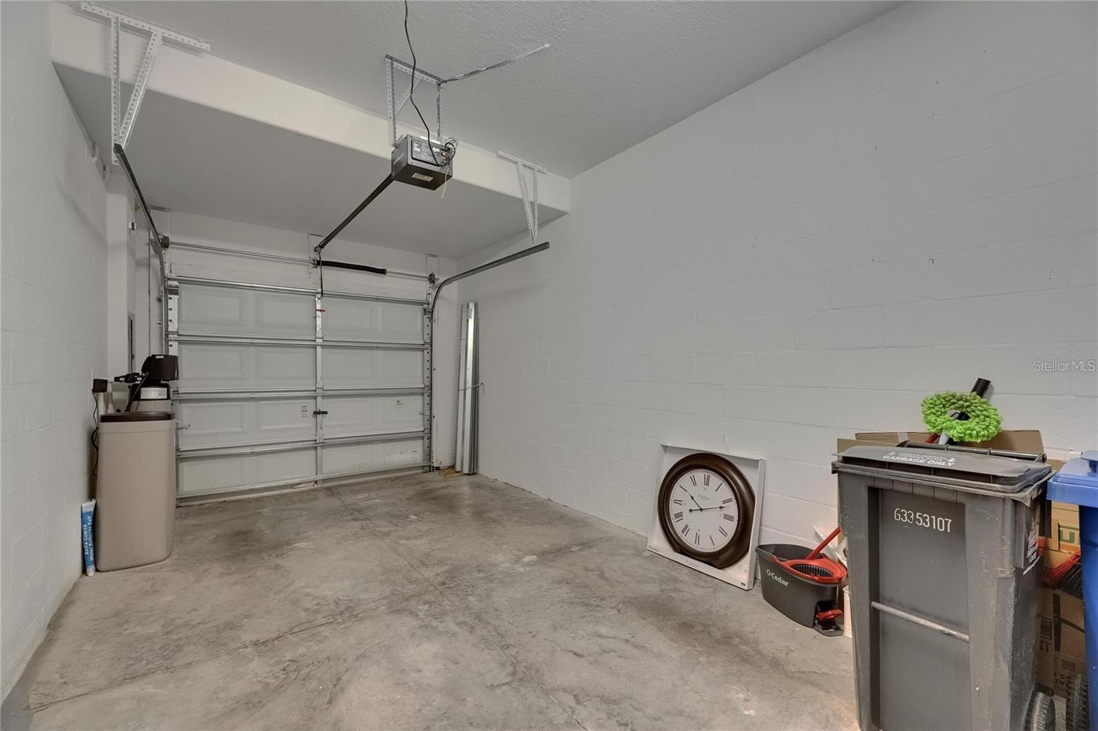 SUMMERFIELD CROSSINGS VILLAGE - Residential Lease